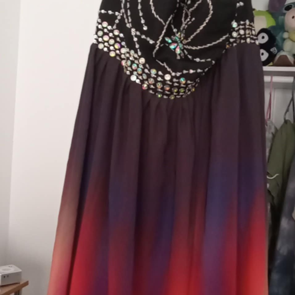 Beautiful Prom Dress - Picture 2 of 7